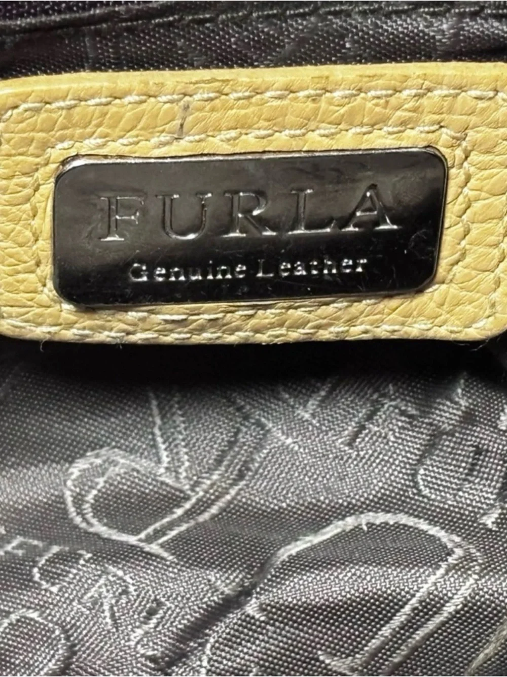 AUTHENTIC FURLA BUTTERY TAN PEBBLE LEATHER SHOULDER BAG SIDE POCKETS SILVER HW